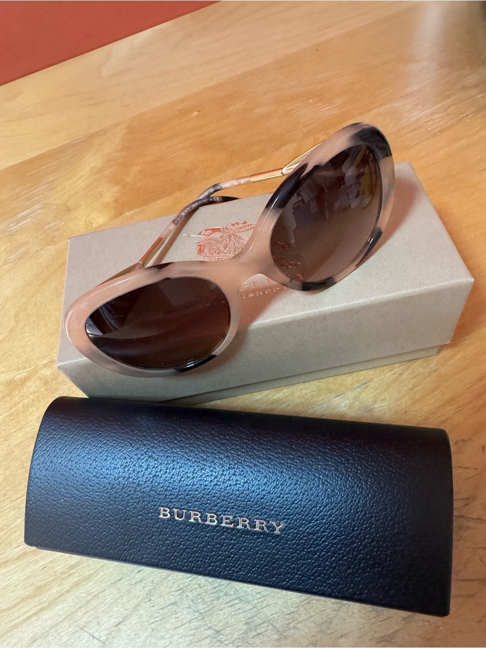 NWT Burberry BE4191 Sunglasses Light Horn Complete Box Set - Picture 13 of 16